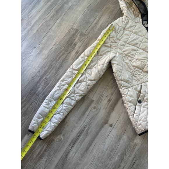 Abercrombie & Fitch Cream Quilted Jacket - Picture 5 of 10
